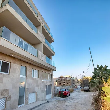 Διαμέρισμα Modern With Backyard And Garage Spot By 360 Estates